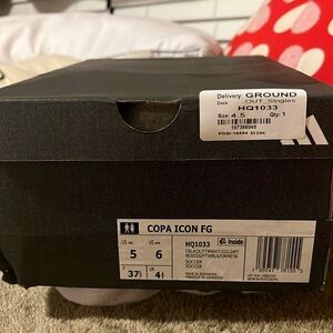 Copa Icon FG cletes for soccer women’s size 6/mens 5
